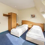 Viktoria Duesseldorf-neuss - Self Check-in 3*