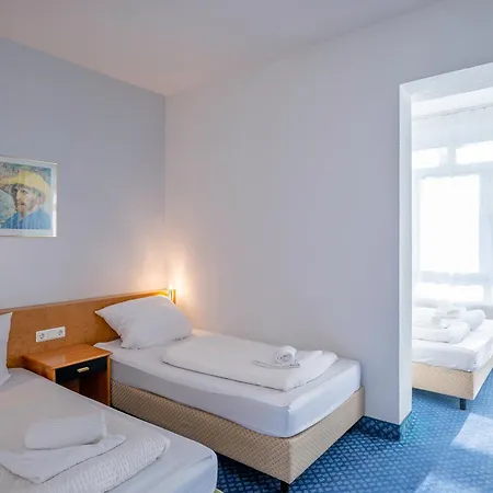 Viktoria Duesseldorf-neuss - Self Check-in 3*