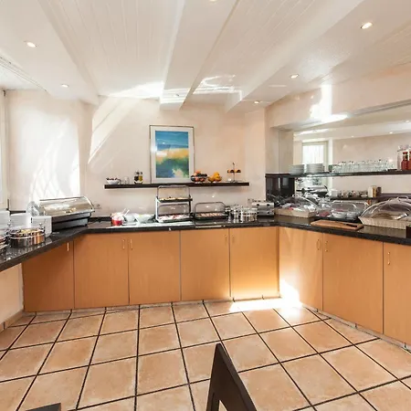 Viktoria Duesseldorf-neuss - Self Check-in 3*