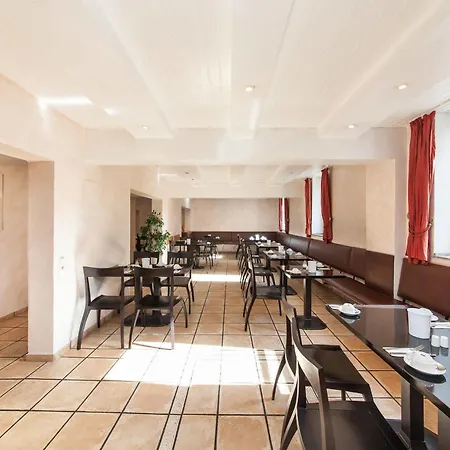 Viktoria Duesseldorf-neuss - Self Check-in 3*