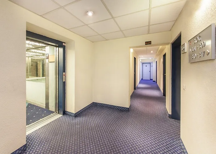 Viktoria Duesseldorf-neuss - Self Check-in 3*